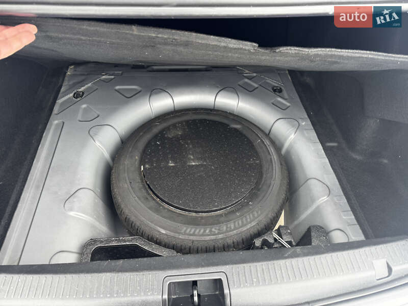 Седан Renault Fluence 2015 в Кам'янець-Подільському