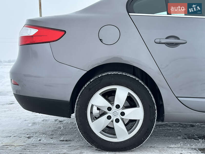 Седан Renault Fluence 2010 в Луцьку
