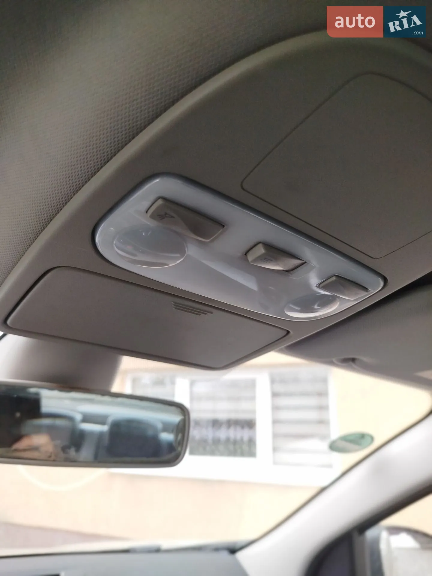 2010 Renault Fluence - мініатюра 27