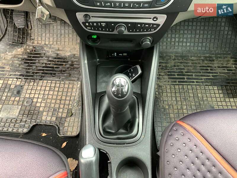 Седан Renault Fluence 2010 в Виннице фото 27 Седан Renault Fluence 2010 в Виннице