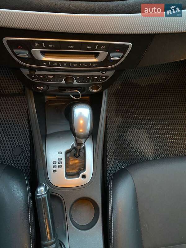 Седан Renault Fluence 2010 в Кременчуге