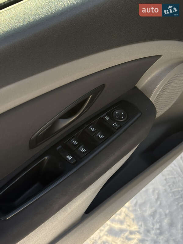 Седан Renault Fluence 2011 в Одессе