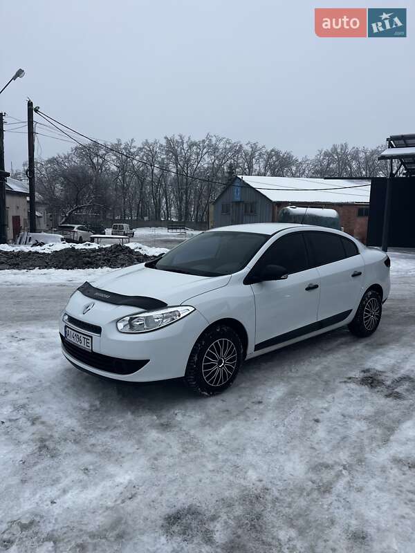 Седан Renault Fluence 2012 в Умані