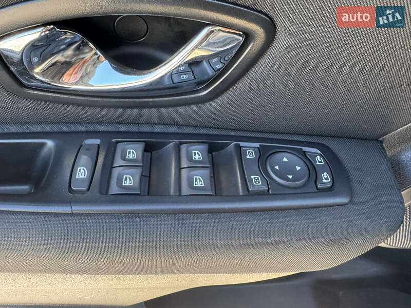 Седан Renault Fluence 2016 в Полтаві