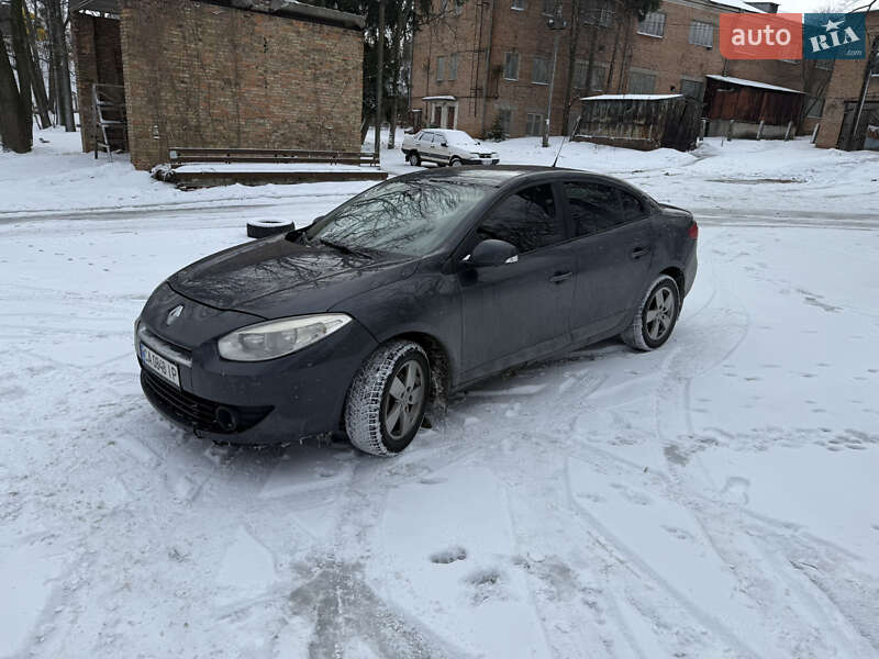 Седан Renault Fluence 2010 в Умані фото 2 Седан Renault Fluence 2010 в Умані