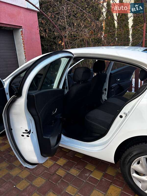 Седан Renault Fluence 2013 в Львові фото 9 Седан Renault Fluence 2013 в Львові