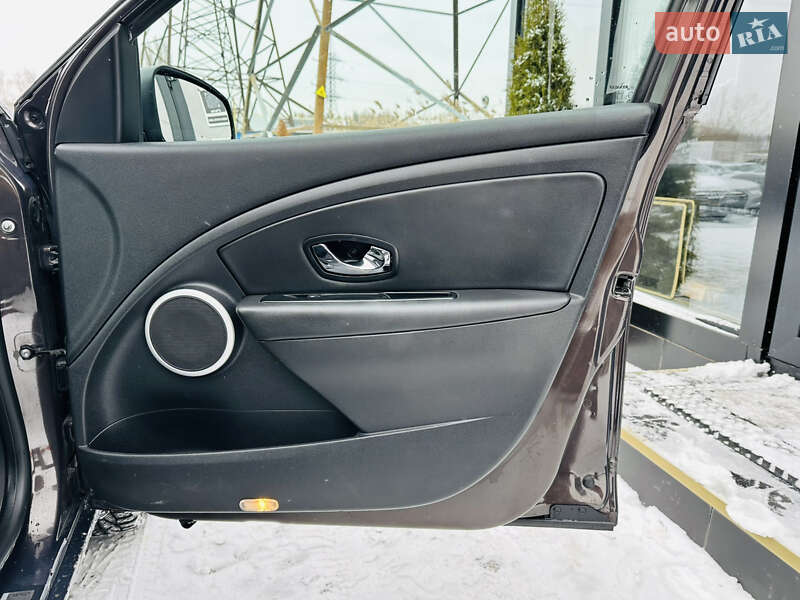 Седан Renault Fluence 2012 в Харкові фото 26 Седан Renault Fluence 2012 в Харкові