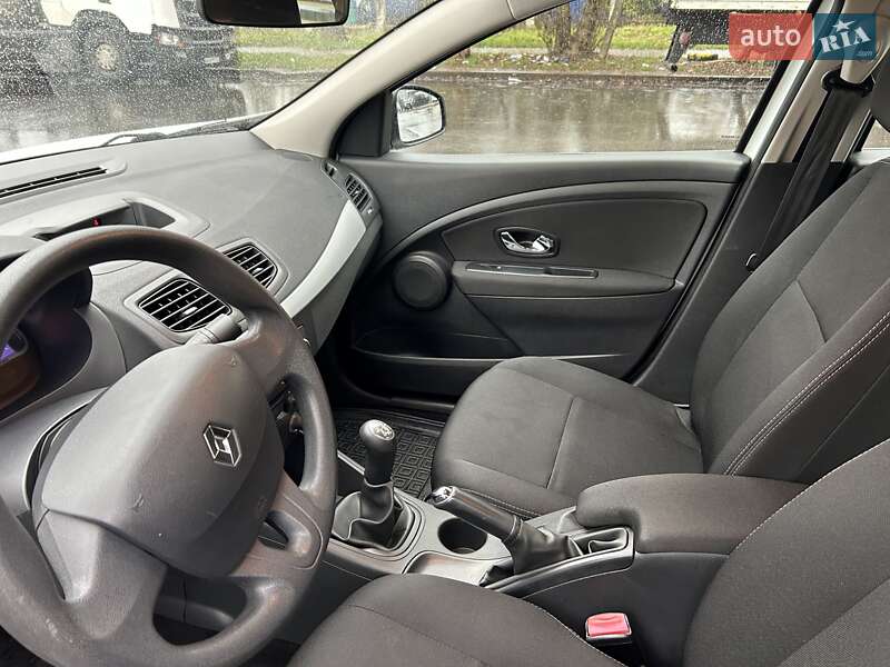 Седан Renault Fluence 2013 в Днепре