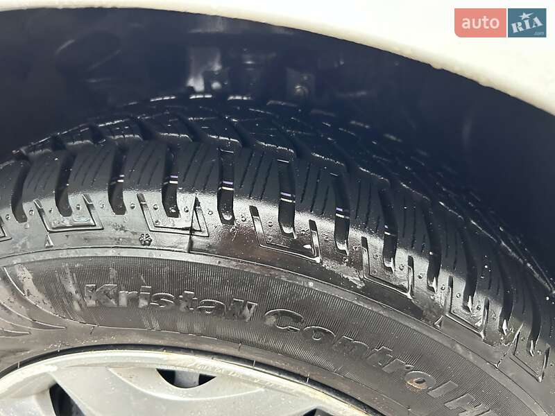 Седан Renault Fluence 2013 в Днепре