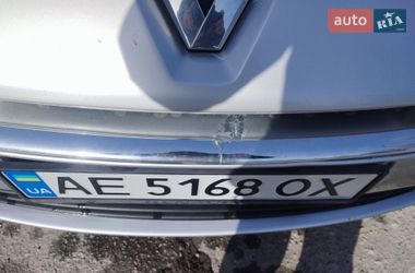 Седан Renault Fluence 2011 в Дніпрі