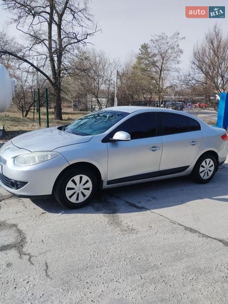 Седан Renault Fluence 2011 в Дніпрі