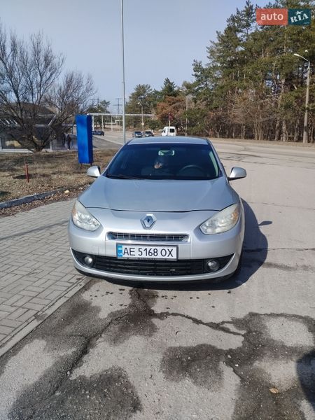 Седан Renault Fluence 2011 в Дніпрі