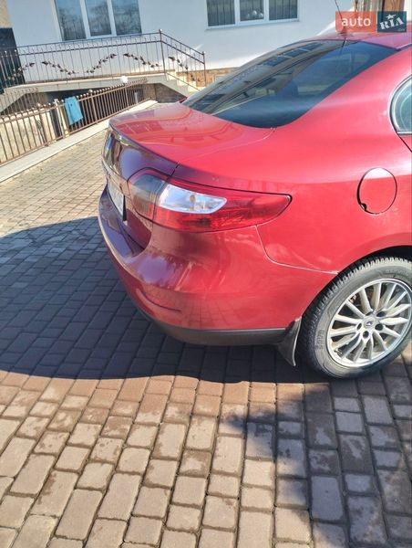 Седан Renault Fluence 2010 в Черновцах