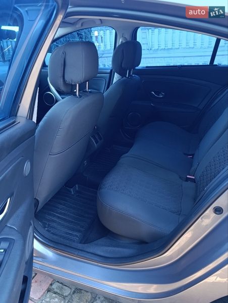 Седан Renault Fluence 2010 в Калинівці