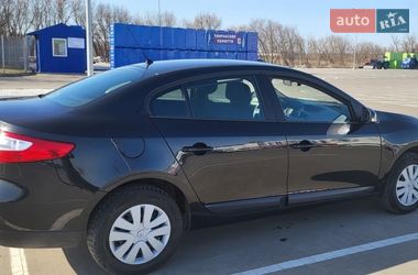 Седан Renault Fluence 2010 в Киеве