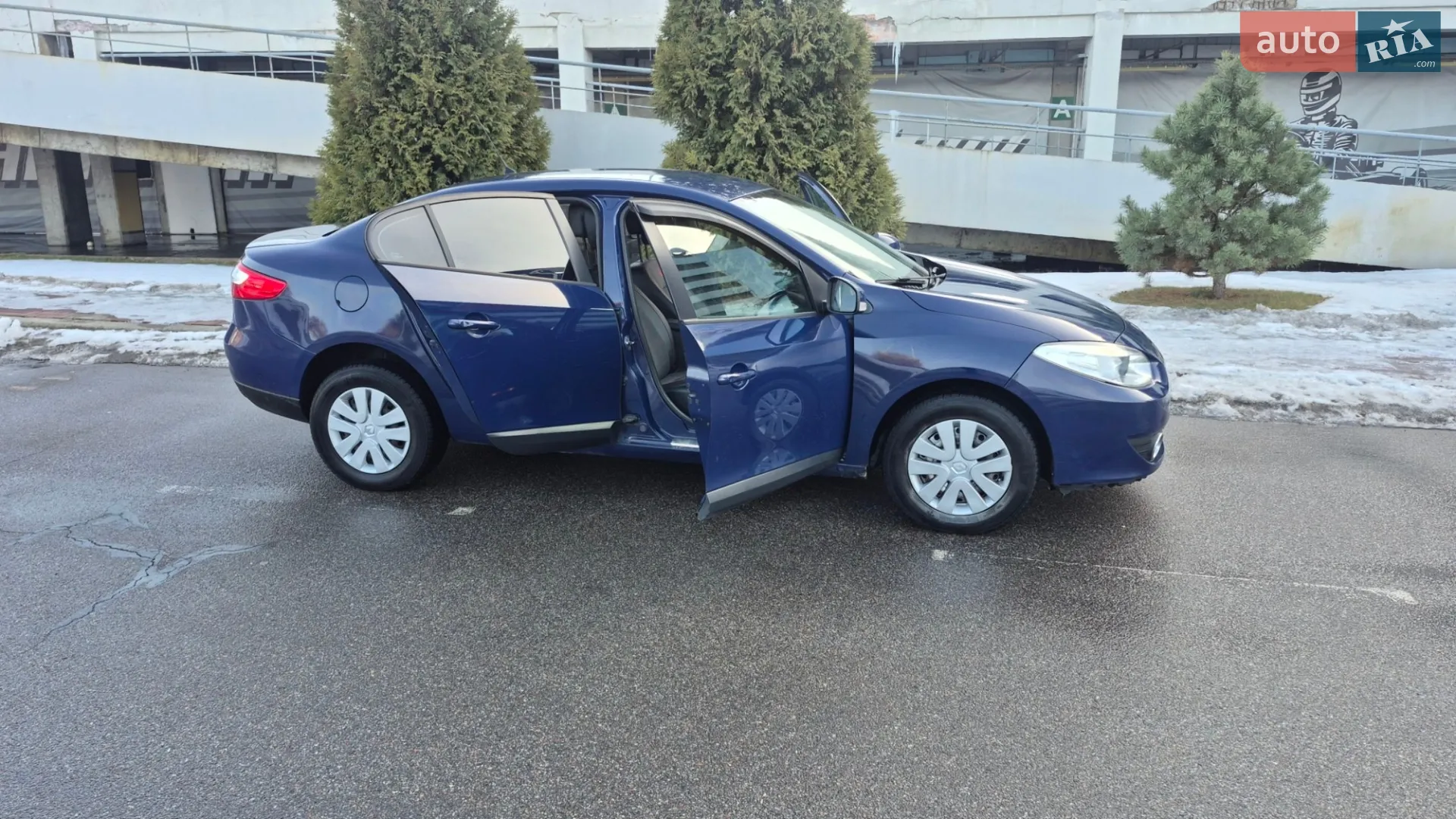 2011 Renault Fluence - мініатюра 8
