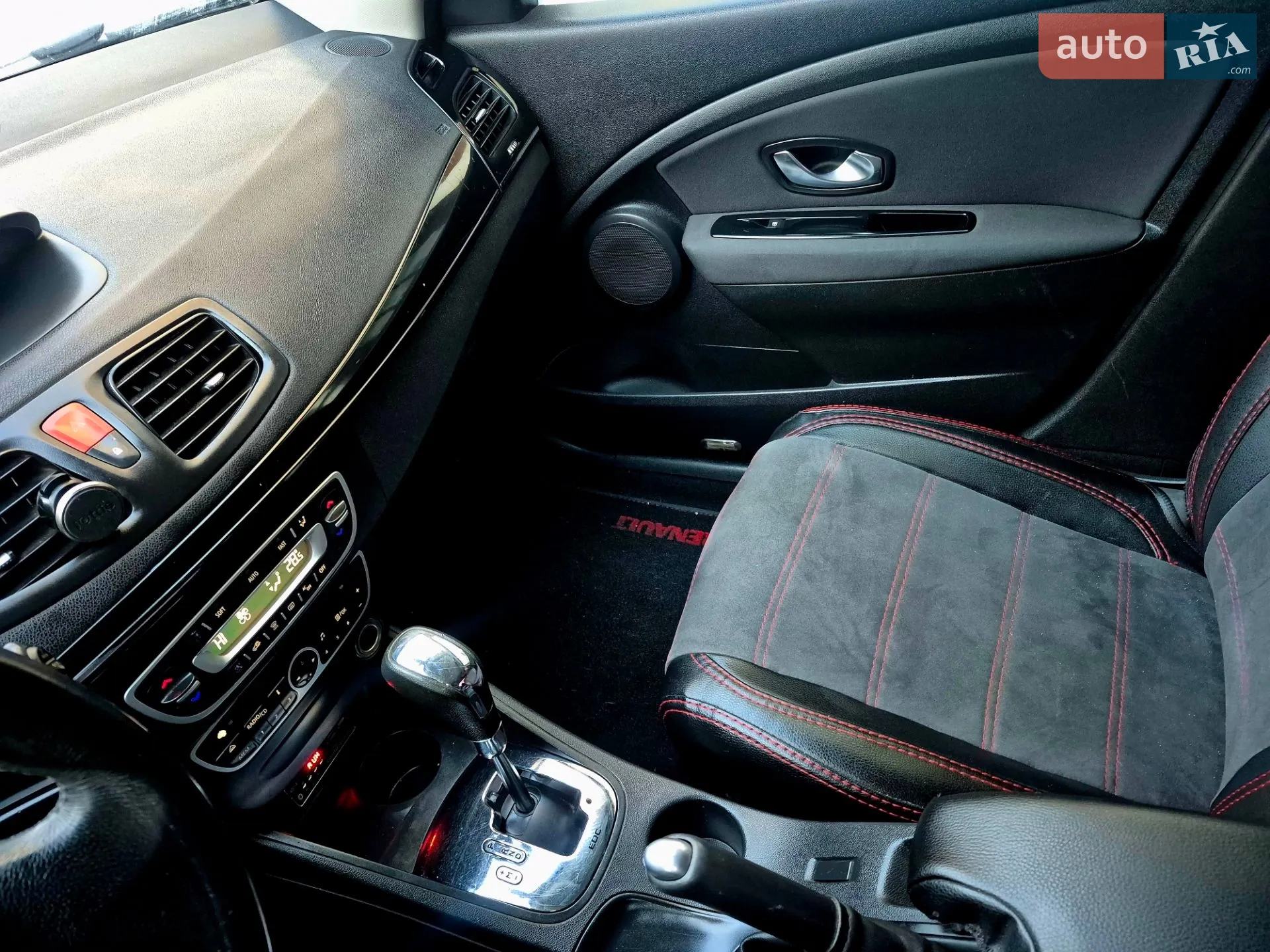 2011 Renault Fluence - мініатюра 31