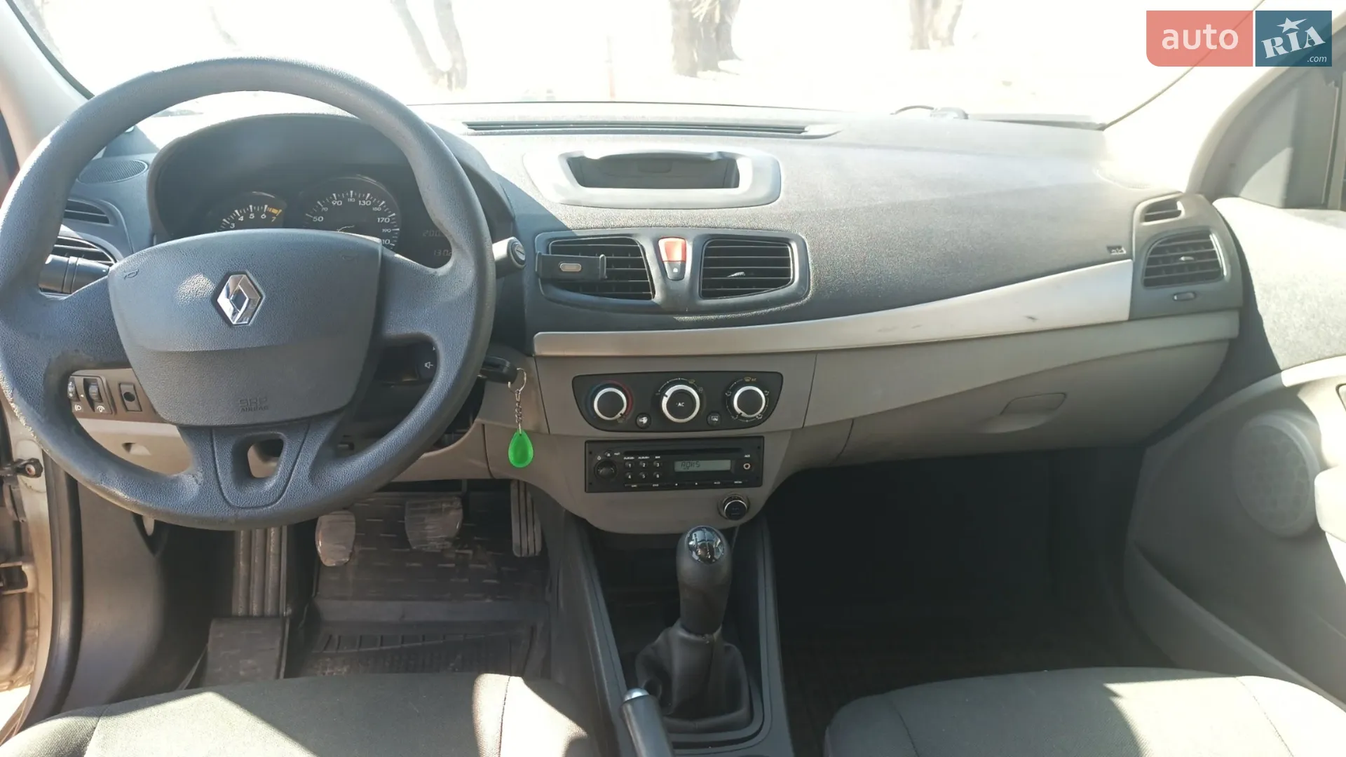 2011 Renault Fluence - мініатюра 7