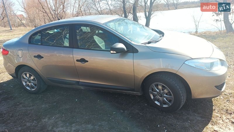 Седан Renault Fluence 2011 в Киеве