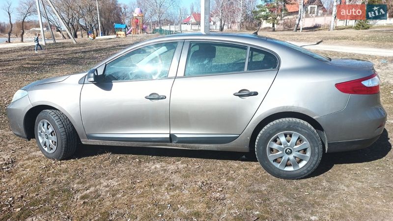 Седан Renault Fluence 2011 в Киеве