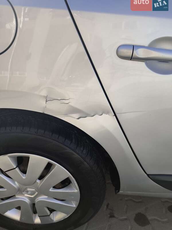 Седан Renault Fluence 2011 в Калуше