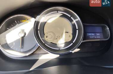 Седан Renault Fluence 2011 в Калуше