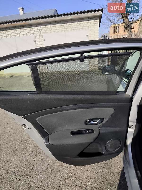 Седан Renault Fluence 2011 в Калуше