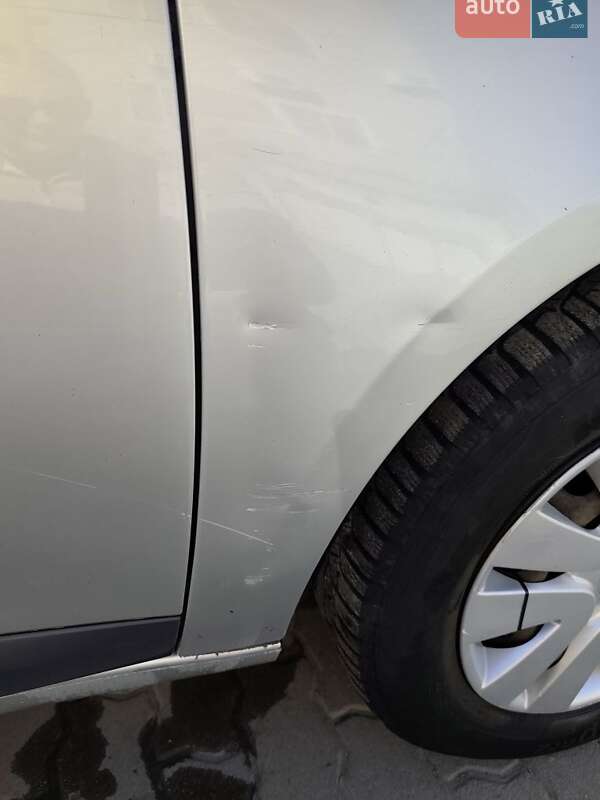 Седан Renault Fluence 2011 в Калуше
