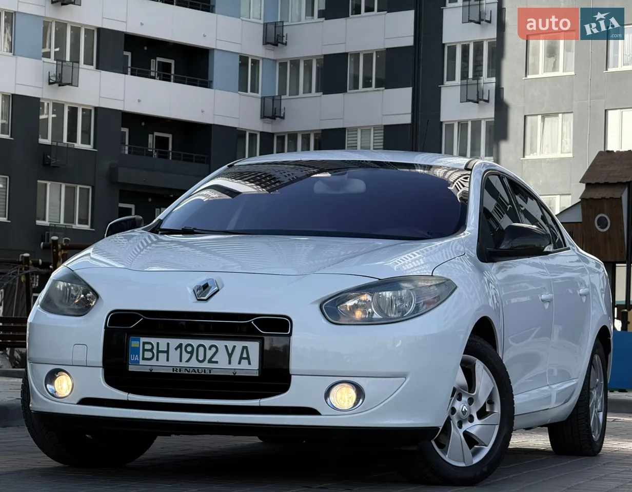 2011 Renault Fluence - мініатюра 10