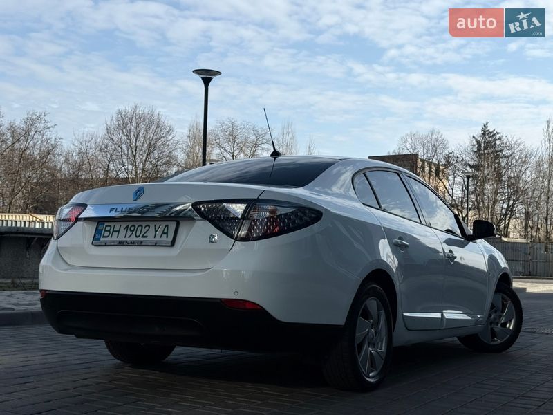 Седан Renault Fluence 2011 в Одессе