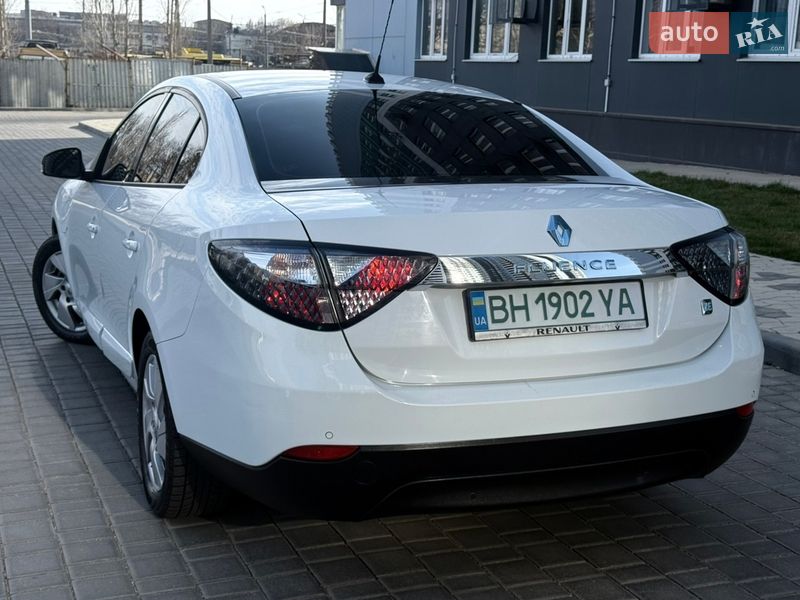 Седан Renault Fluence 2011 в Одессе
