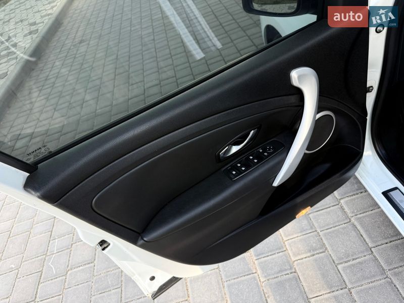 Седан Renault Fluence 2011 в Одессе