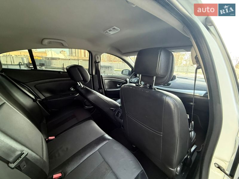 Седан Renault Fluence 2011 в Одессе