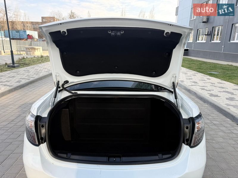 Седан Renault Fluence 2011 в Одессе