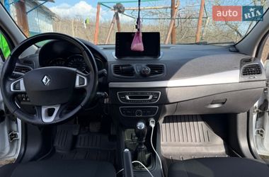 Седан Renault Fluence 2012 в Каневе