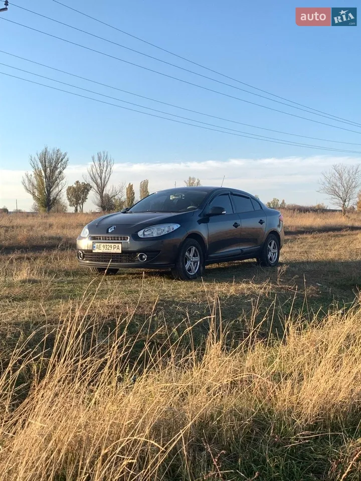 2011 Renault Fluence - мініатюра 15