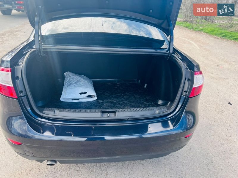 Седан Renault Fluence 2014 в Первомайске