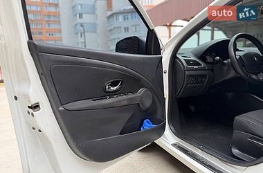 Седан Renault Fluence 2014 в Білій Церкві