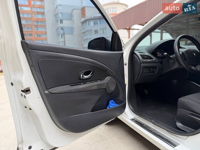 Седан Renault Fluence 2014 в Білій Церкві
