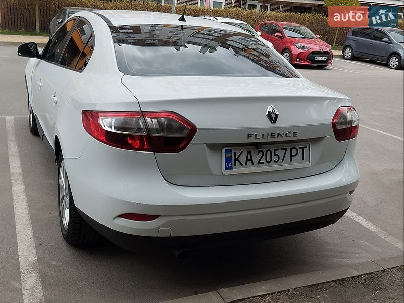 Седан Renault Fluence 2012 в Киеве