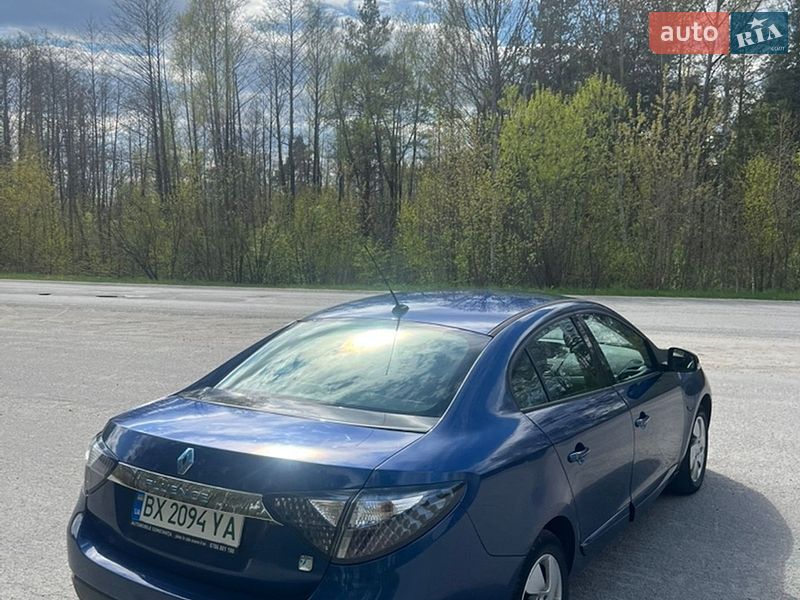 Седан Renault Fluence 2011 в Полонном