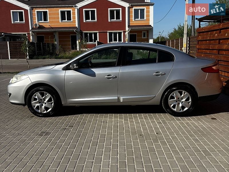 Седан Renault Fluence 2012 в Белогородке
