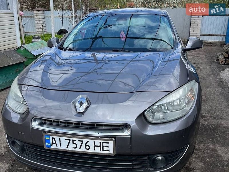 Седан Renault Fluence 2011 в Миронівці