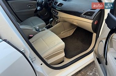 Седан Renault Fluence 2015 в Яворове