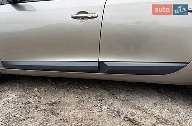 Седан Renault Fluence 2012 в Киеве