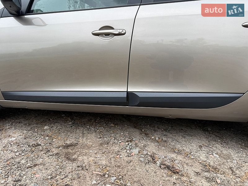 Седан Renault Fluence 2012 в Киеве