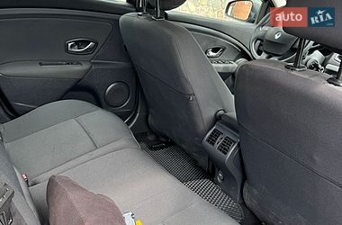 Седан Renault Fluence 2010 в Кропивницком