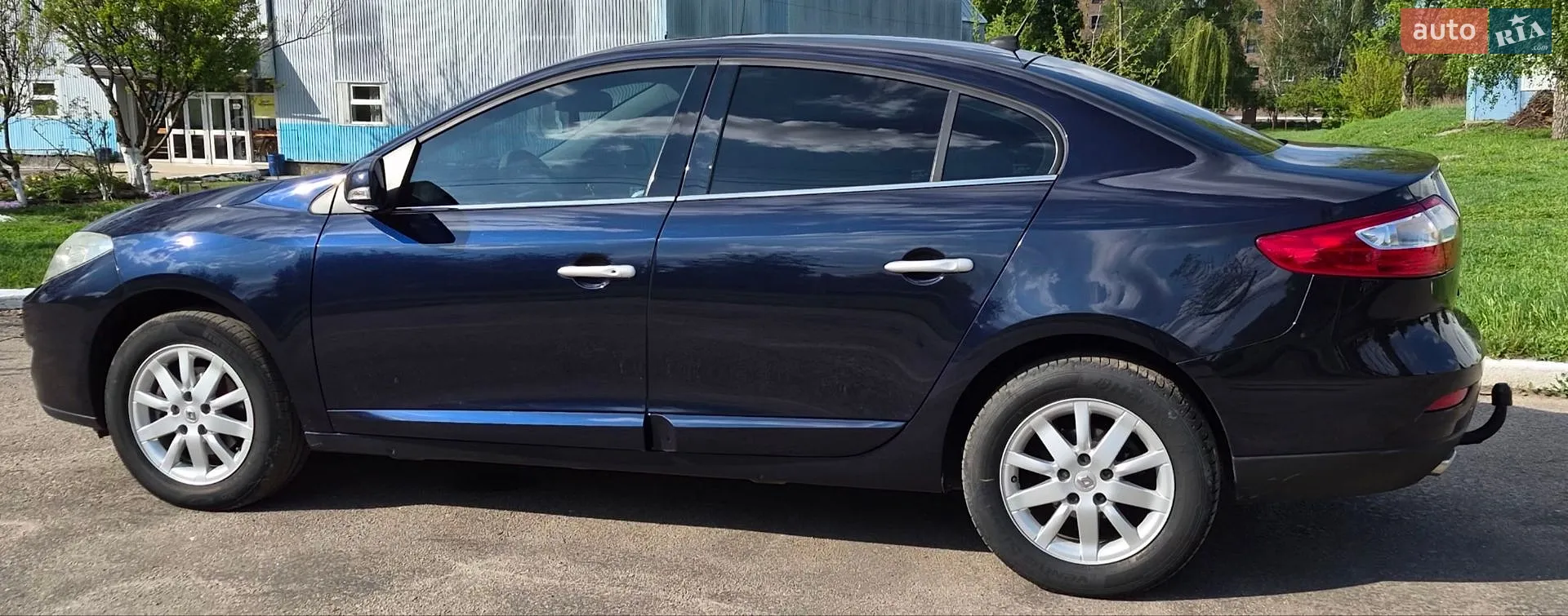 2011 Renault Fluence - мініатюра 7