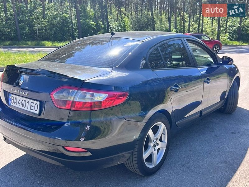 Седан Renault Fluence 2010 в Кропивницком