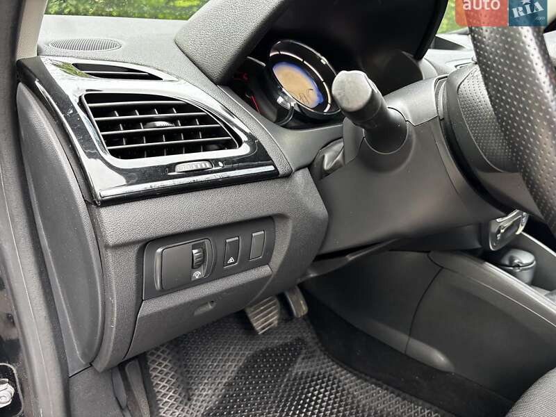 Седан Renault Fluence 2014 в Запорожье